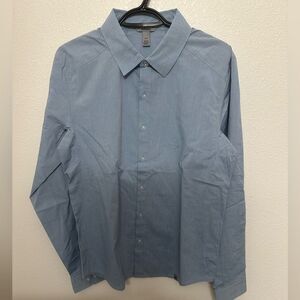 Men’s Ogio Light Blue Dress Shirt